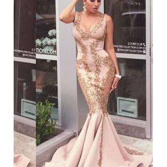 2016 Gold Lace Applique Mermaid Prom Dresses V Neck Ruffles Train Evening Gowns Formal dresses