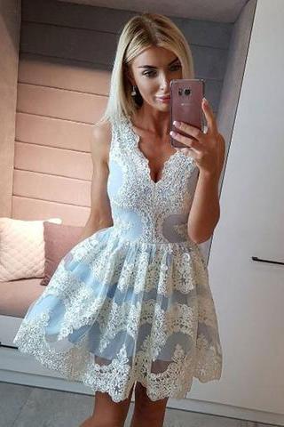 Light Blue Lace V-neck Short Homecoming Prom Dress