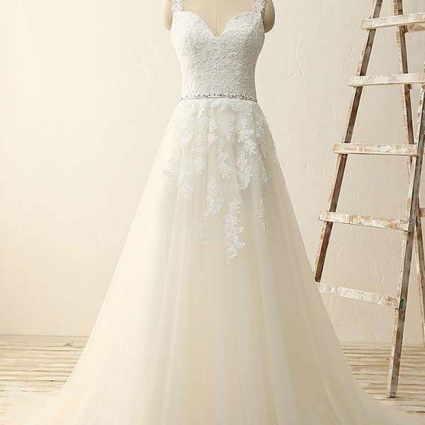 Sleeveless Sweep Train Lace Appliqued Gown Dark Navy